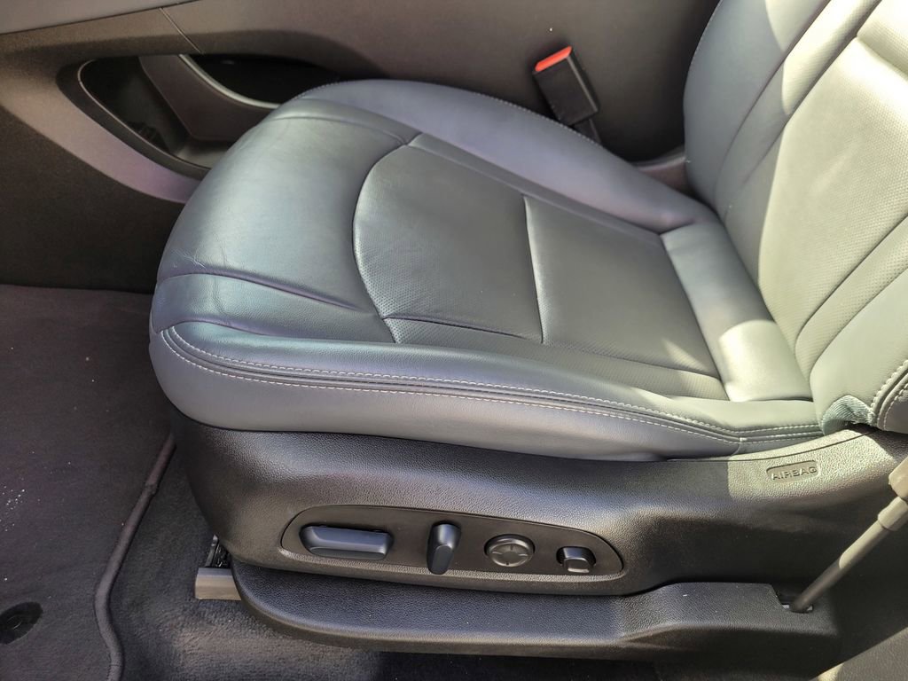 Used 2024 Buick Enclave Premium AWD/4WD image 18