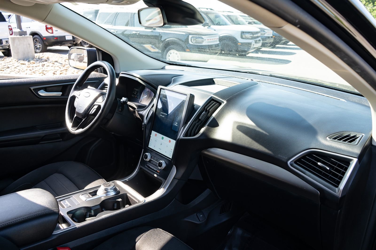 Used 2023 Ford Edge SE AWD/4WD image 21