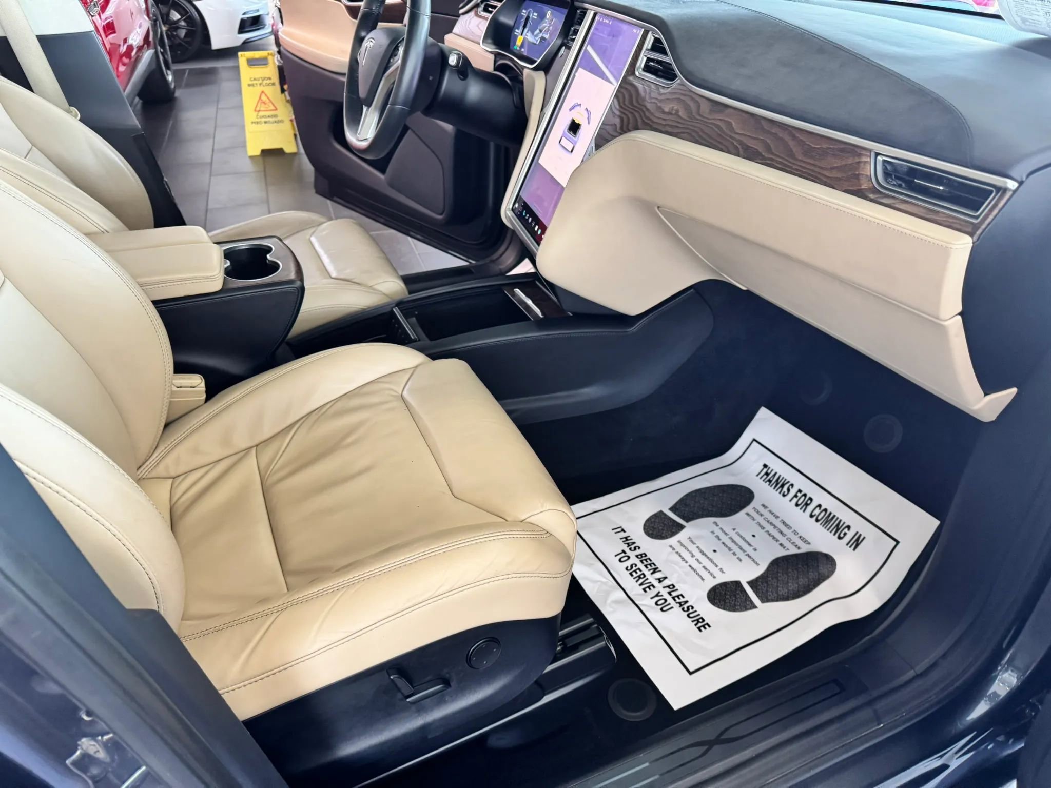 Used 2017 Tesla Model X 90D image 13