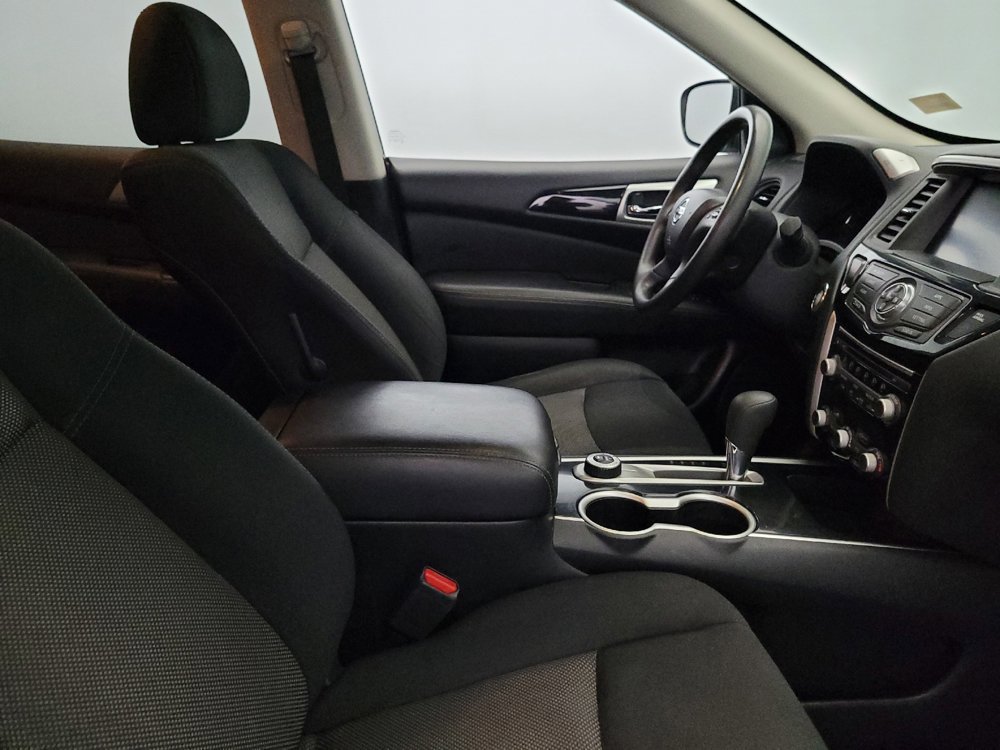 Used 2019 Nissan Pathfinder S AWD/4WD image 21