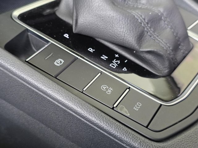 Used 2020 Volkswagen Jetta S w/ Driver Assistance Package FWD image 19