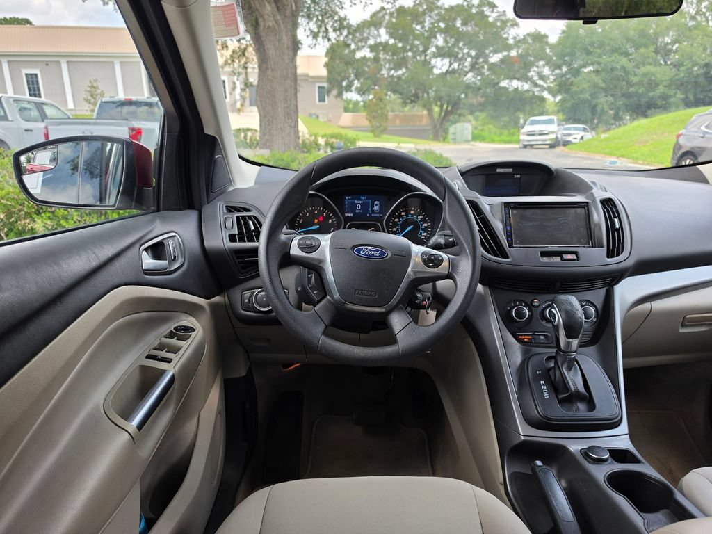 Used 2015 Ford Escape SE FWD image 10