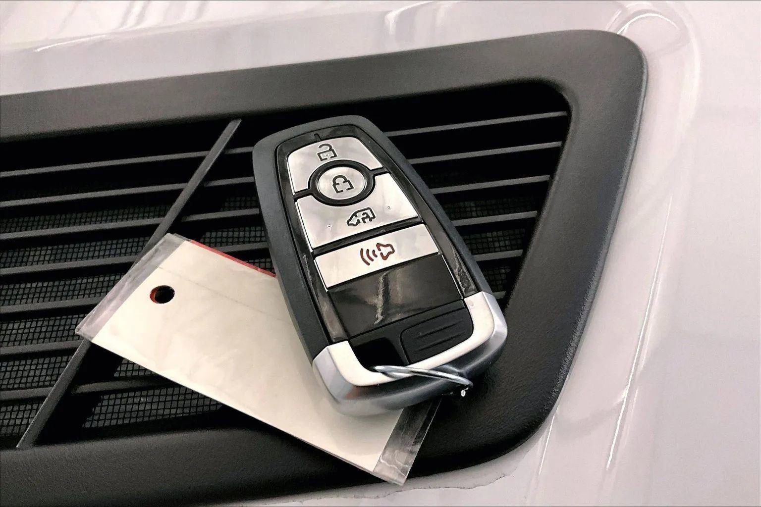 New 2026 Ford Transit 250 148 Medium Roof image 9