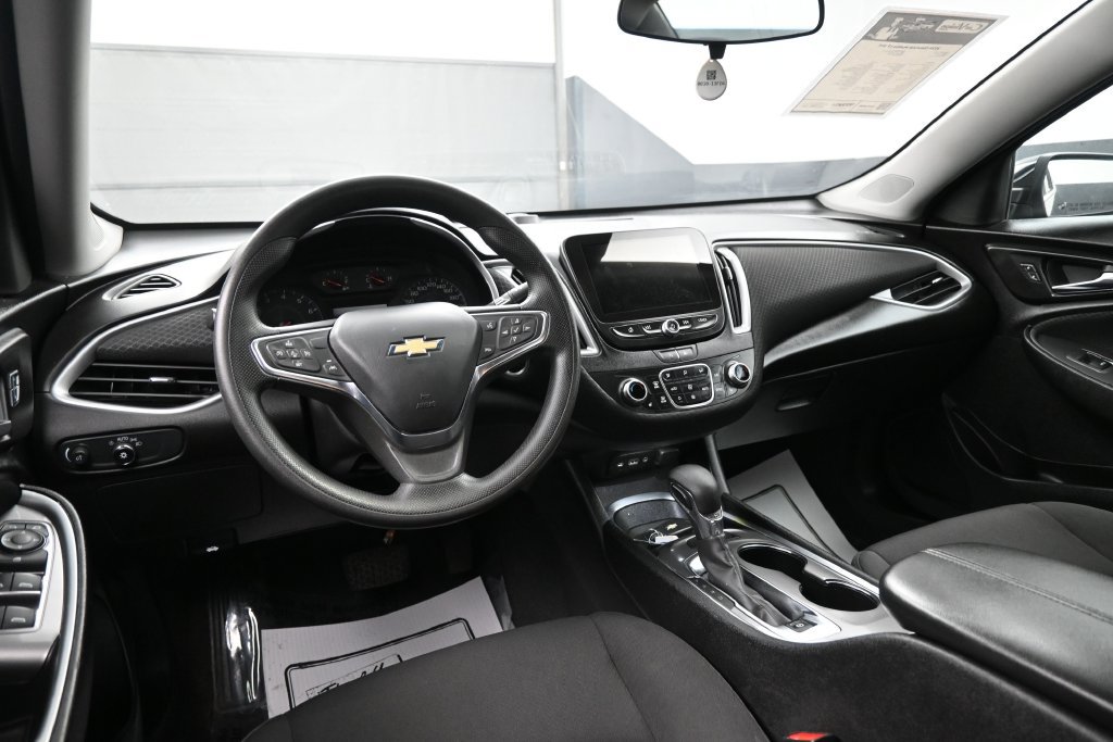 Used 2024 Chevrolet Malibu LT FWD image 20