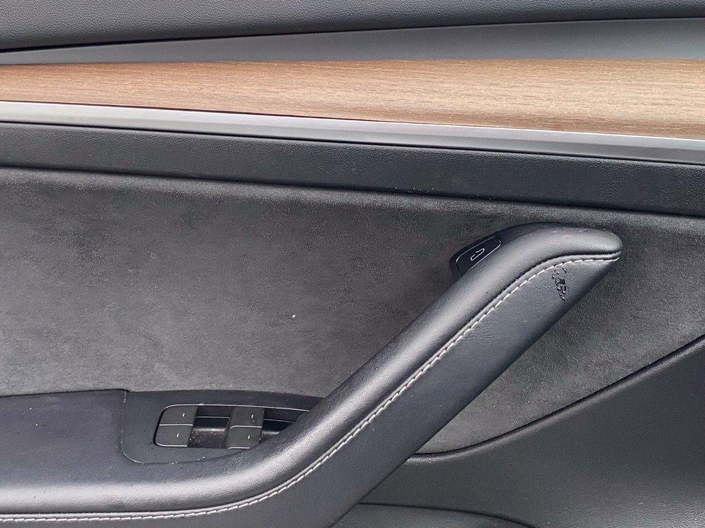 Used 2023 Tesla Model 3 Standard Range RWD image 15