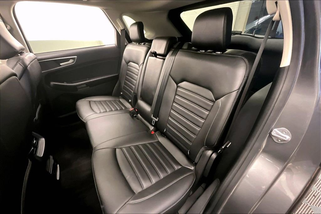 Used 2023 Ford Edge SEL w/ Convenience Package image 22