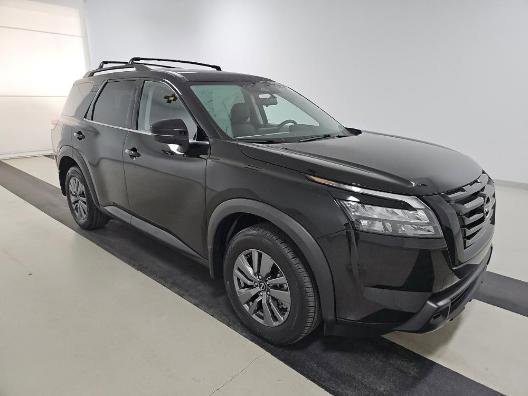 Used 2023 Nissan Pathfinder SV w/ Black Appearance Package