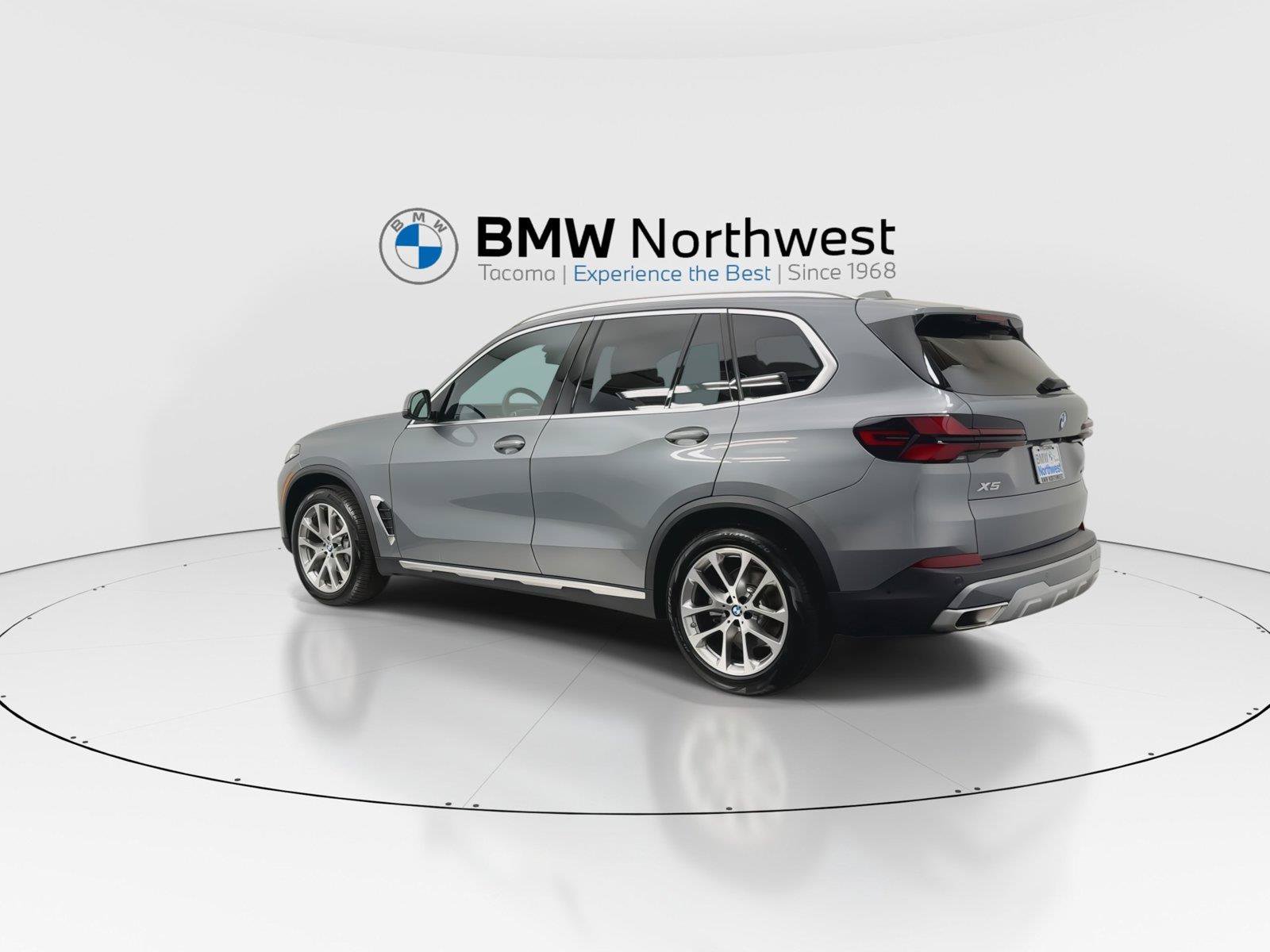 Used 2024 BMW X5 xDrive40i AWD/4WD image 12