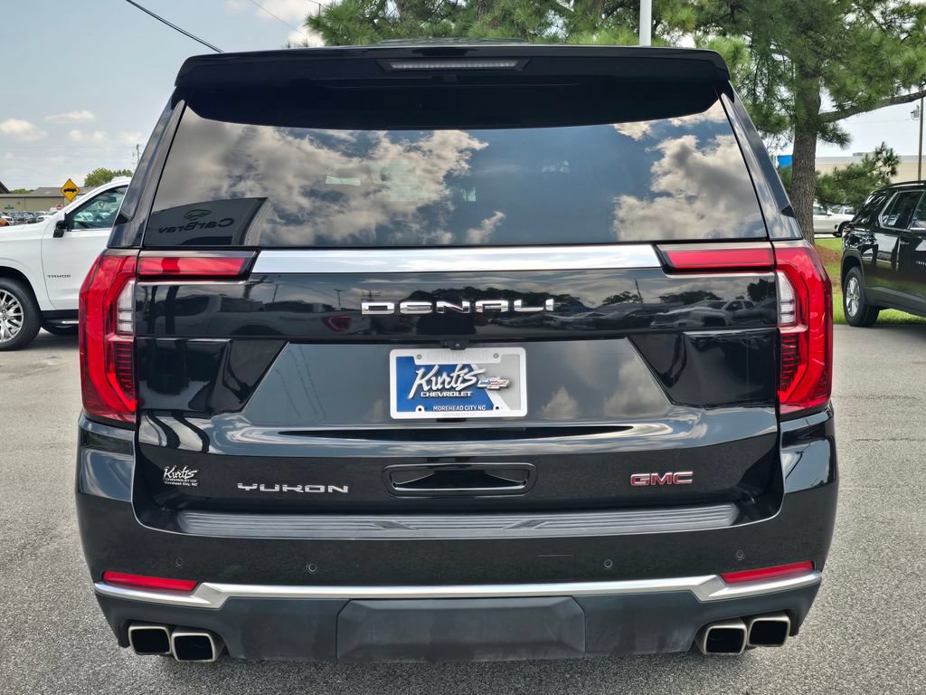 Certified 2025 GMC Yukon XL Denali AWD/4WD image 4