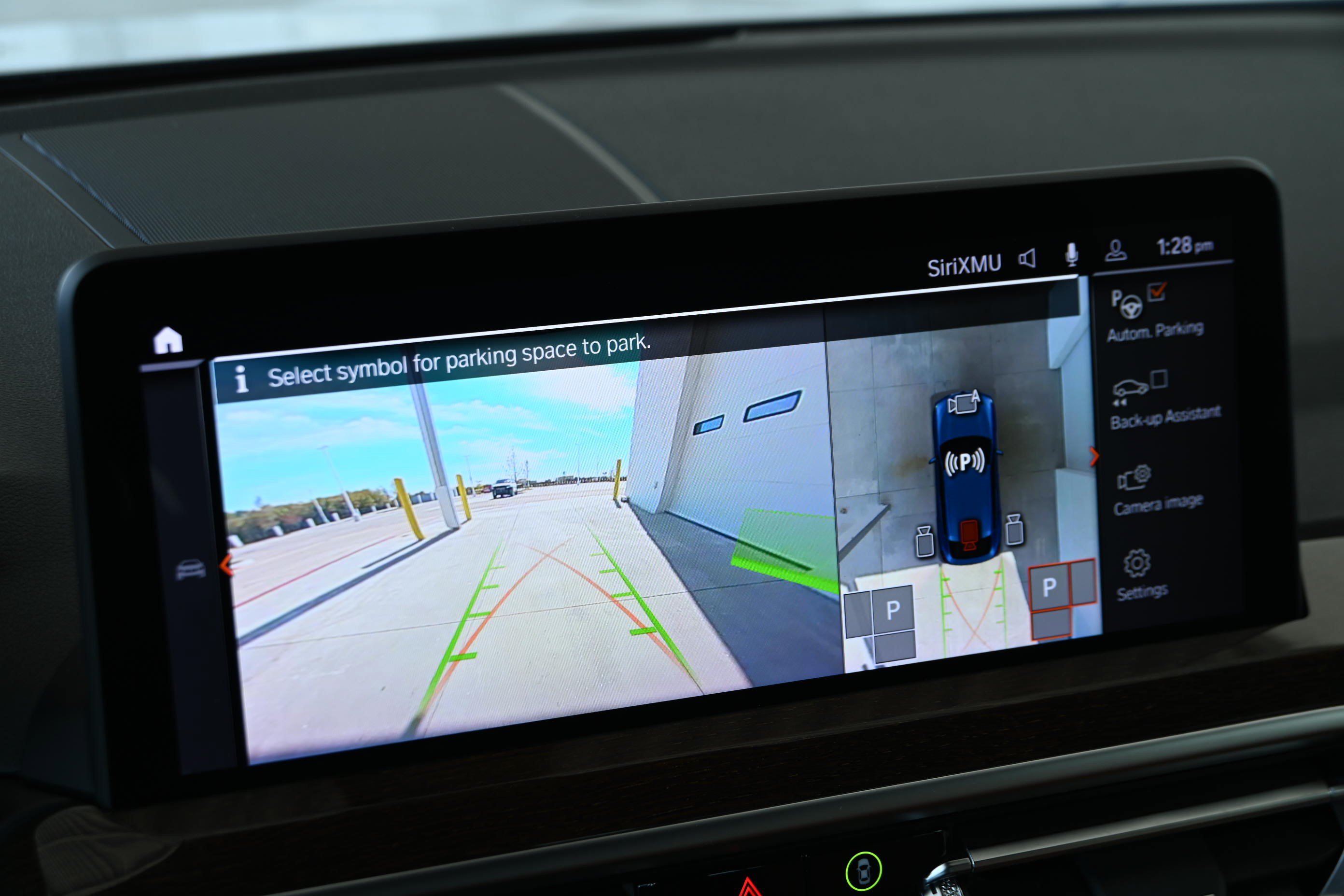 Certified 2025 BMW X4 xDrive30i AWD/4WD image 17
