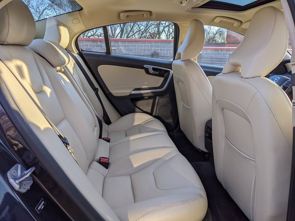 Used 2016 Volvo S60 T5 Premier w/ Convenience Package image 26