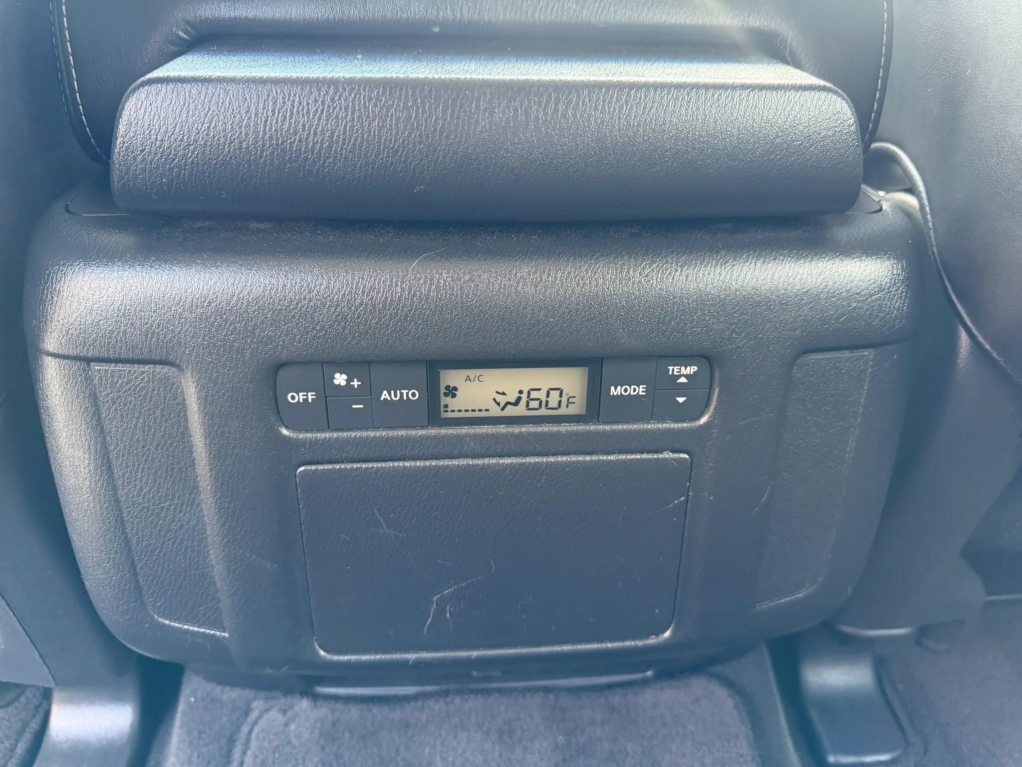 Used 2016 INFINITI QX80 4WD w/ Driver's Assistance Package image 16