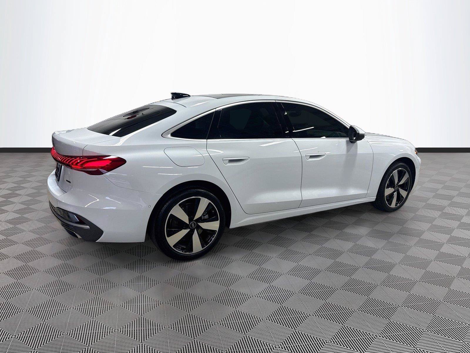 Used 2025 Audi A5 2.0T Premium Plus w/ Premium Plus AWD/4WD image 7