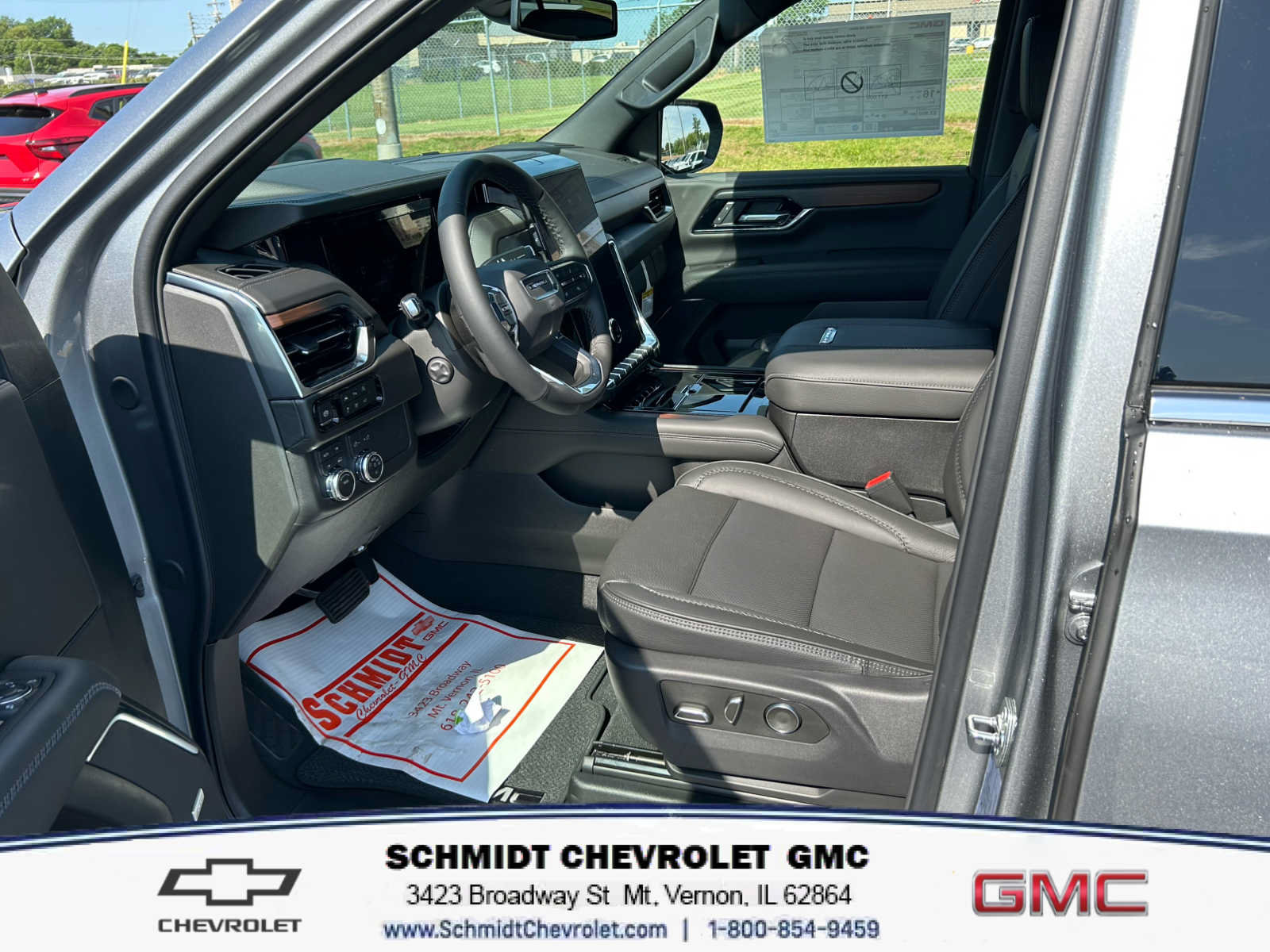 New 2026 GMC Yukon Denali AWD/4WD image 17