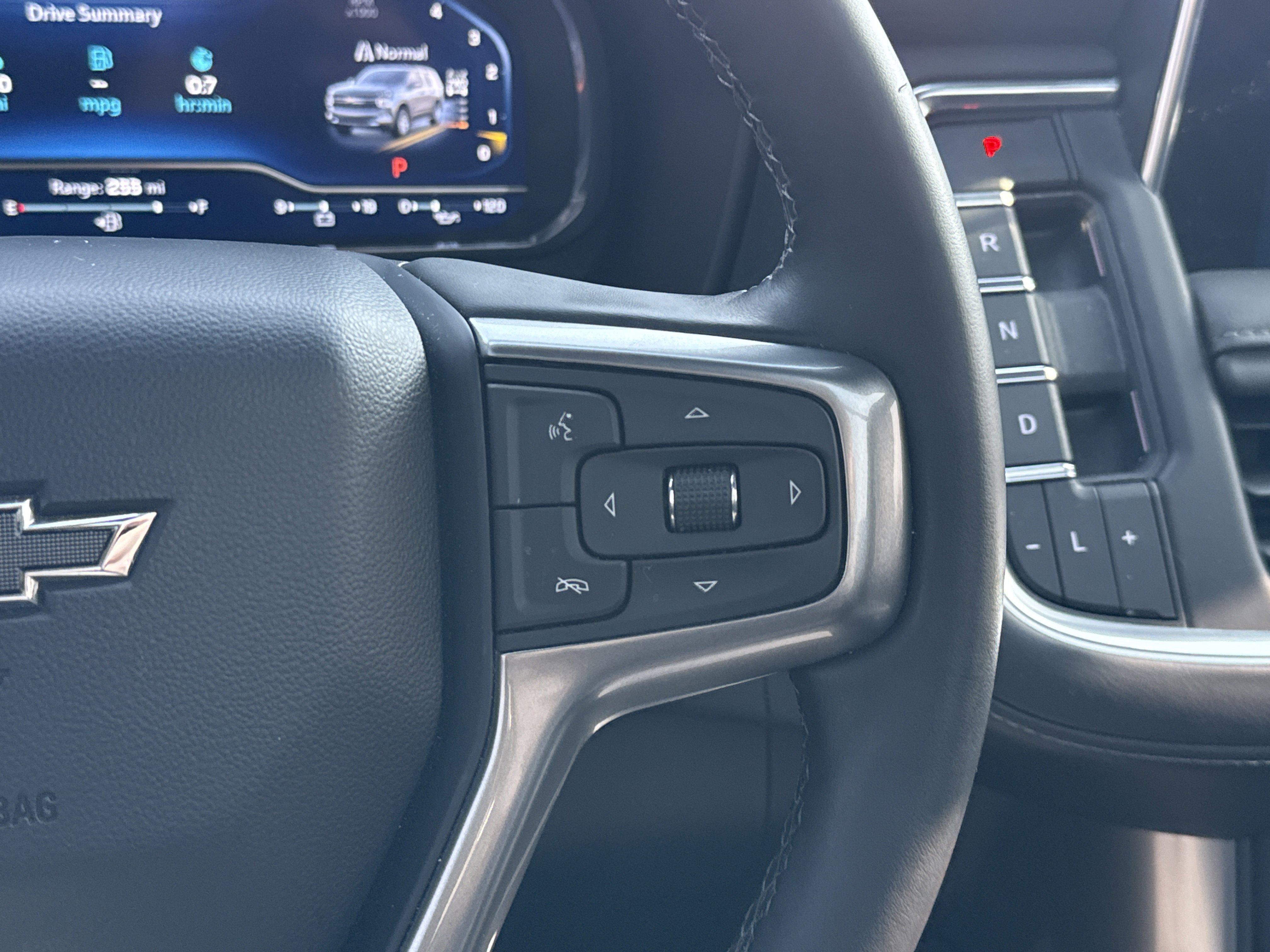 Used 2024 Chevrolet Tahoe Z71 w/ Z71 Off-Road Package image 21