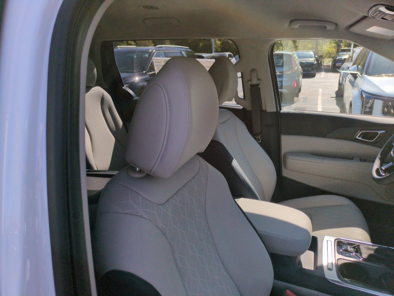New 2026 Kia Carnival EX image 46