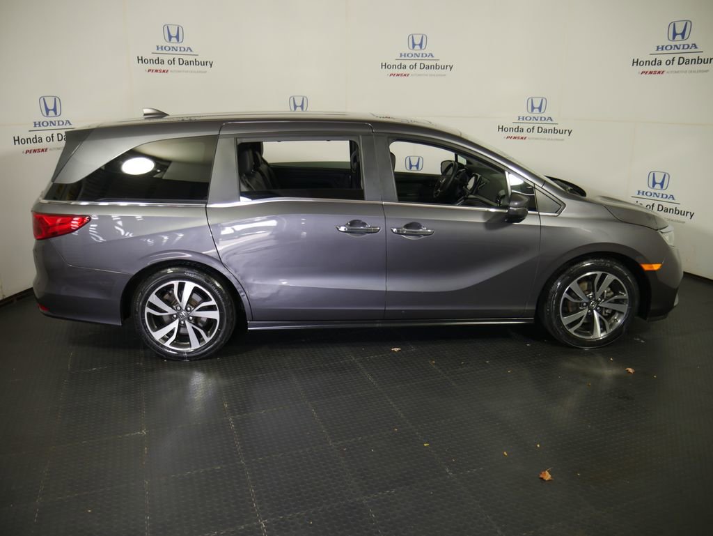 Used 2021 Honda Odyssey Touring image 3