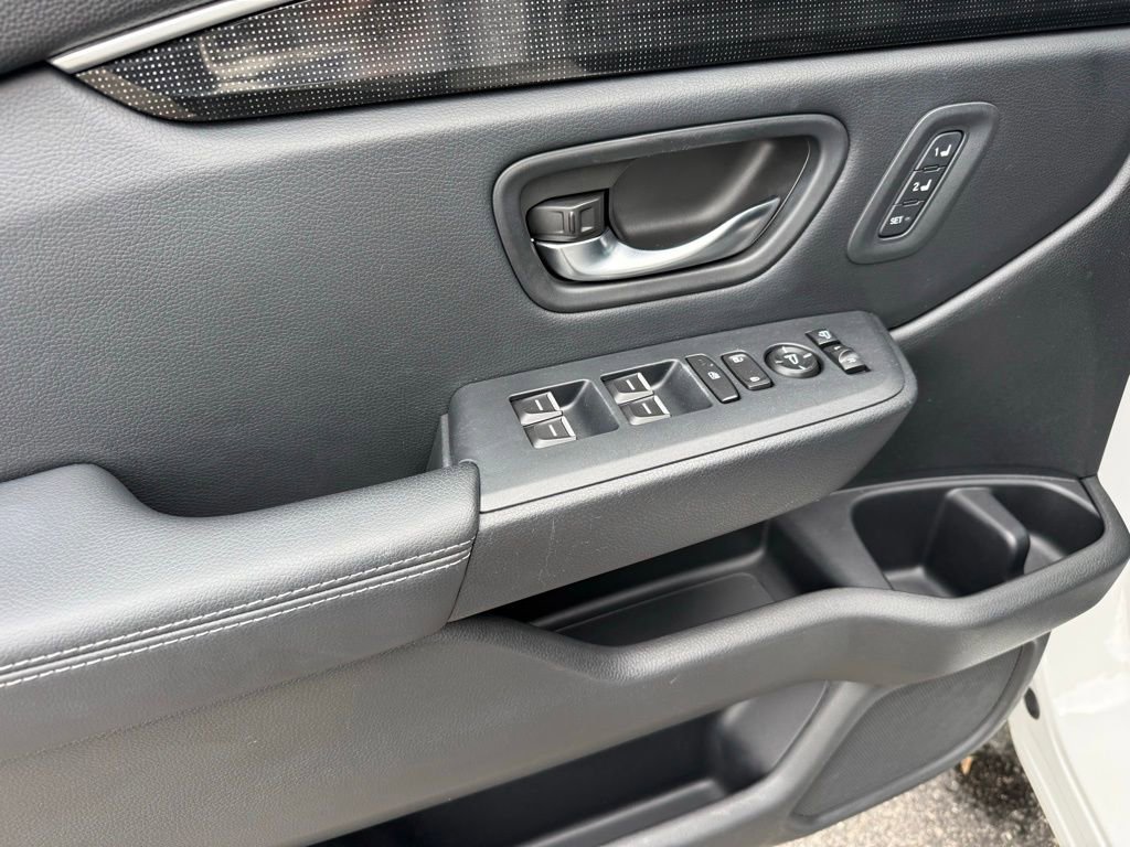 Used 2023 Honda Pilot Elite image 19