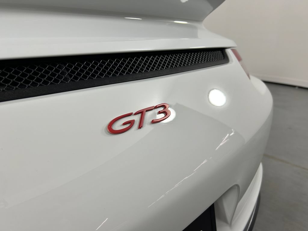 Certified 2015 Porsche 911 GT3 RWD image 12