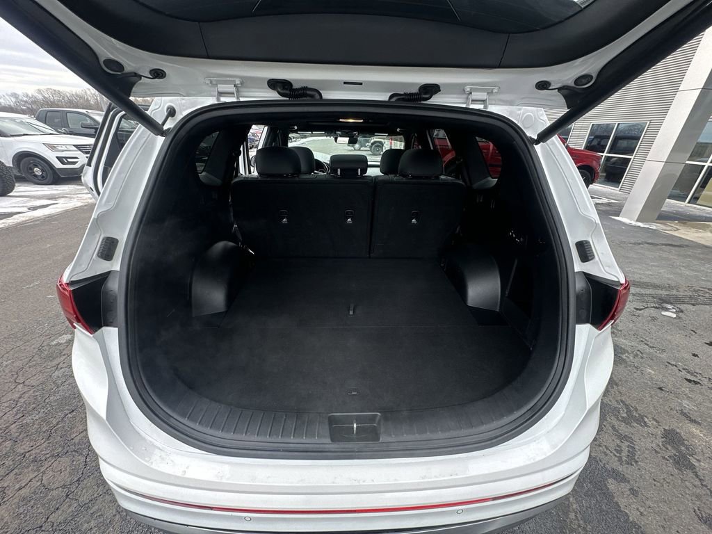 Used 2022 Hyundai Santa Fe Calligraphy image 30