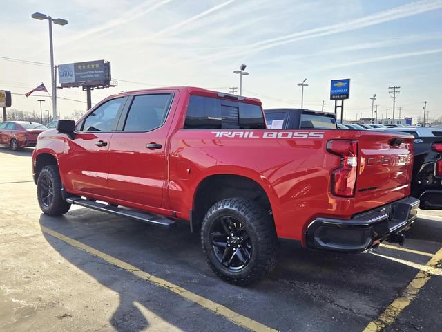 Used 2022 Chevrolet Silverado 1500 LT Trail Boss w/ LT Trail Boss Premium Package image 3