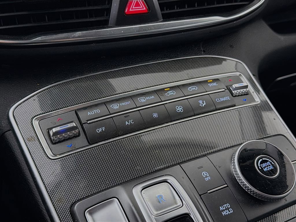 Used 2022 Hyundai Santa Fe XRT FWD image 17