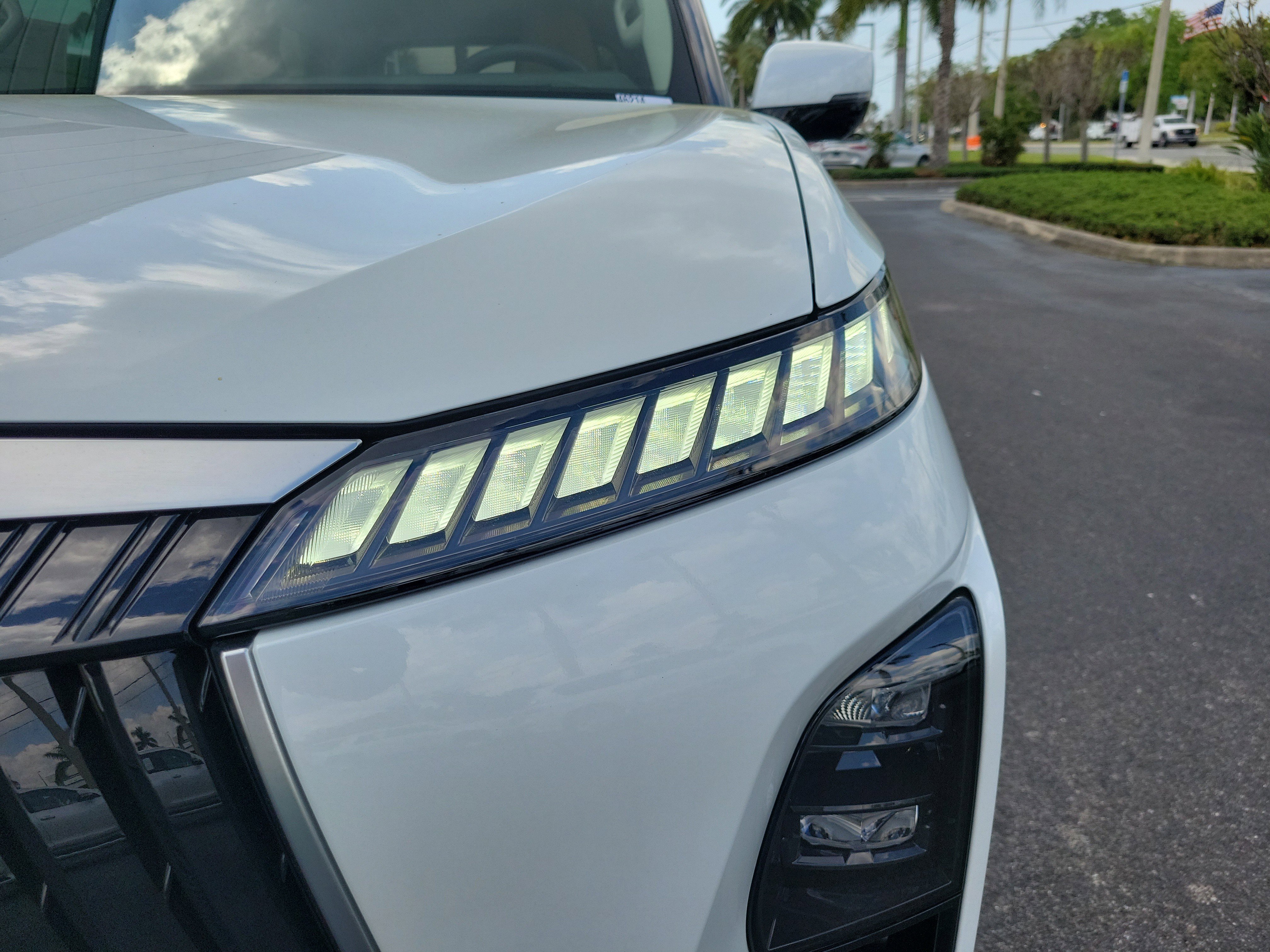 New 2026 INFINITI QX80 Luxe image 9