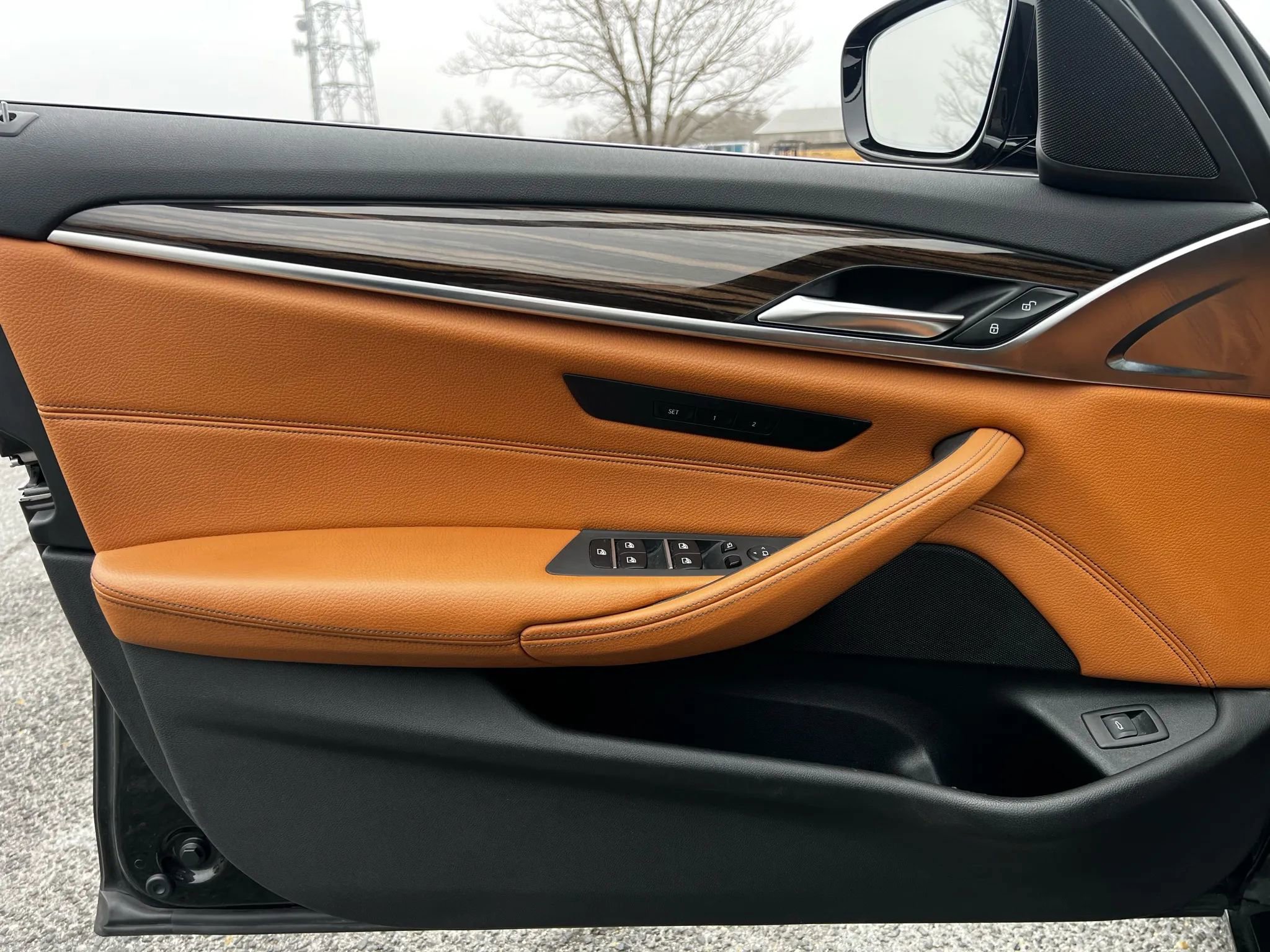 Used 2018 BMW 530i xDrive w/ Premium Package image 24