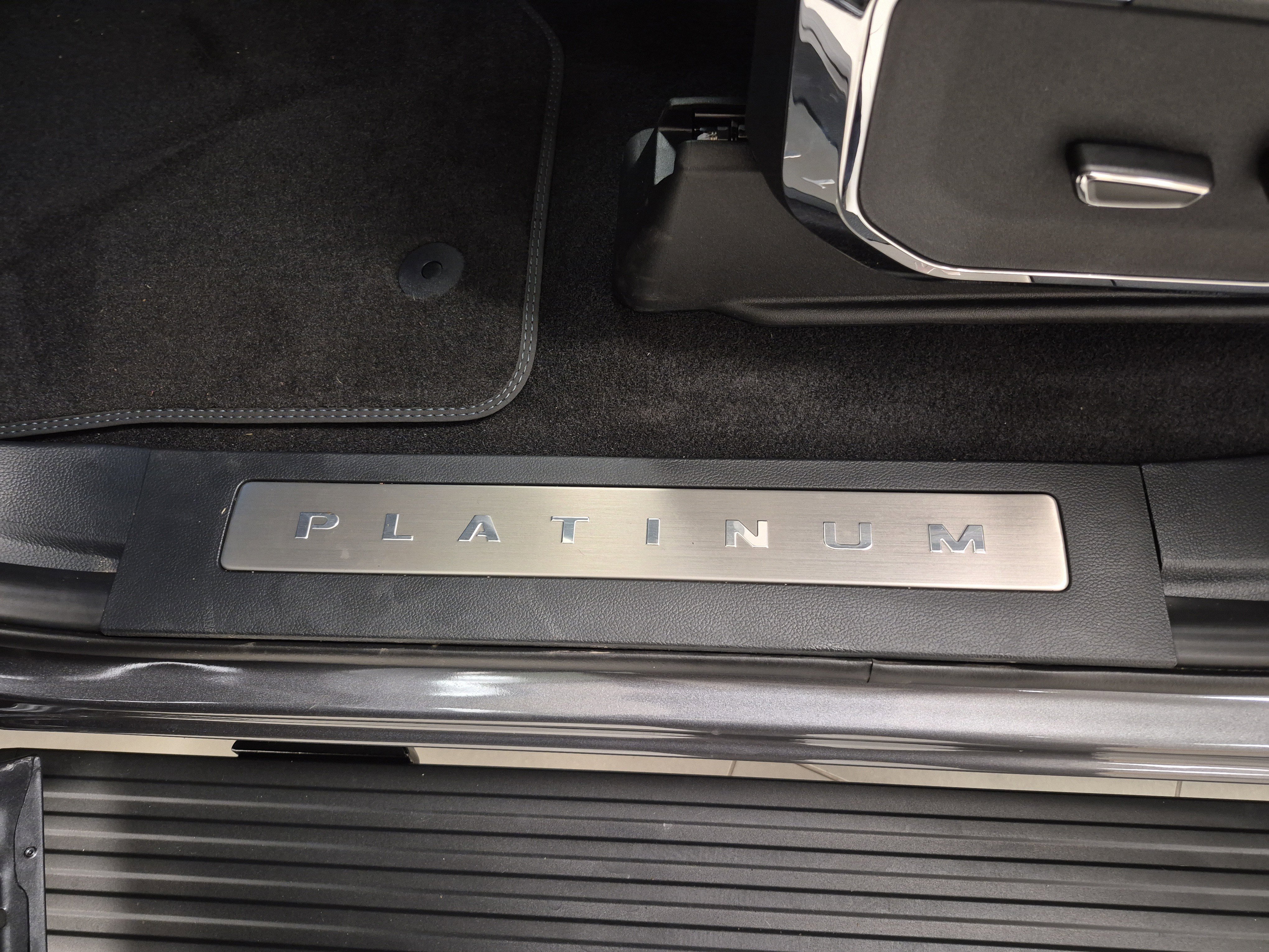 New 2025 Ford F150 Platinum image 17