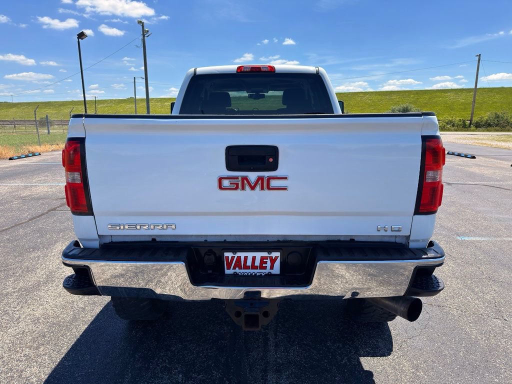 Used 2016 GMC Sierra 2500 SLT w/ Suspension Package, Off-Road AWD/4WD image 14