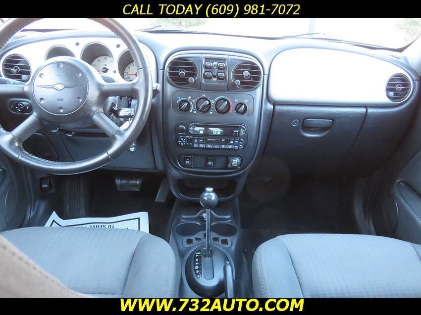 Used 2005 Chrysler PT Cruiser Limited image 17