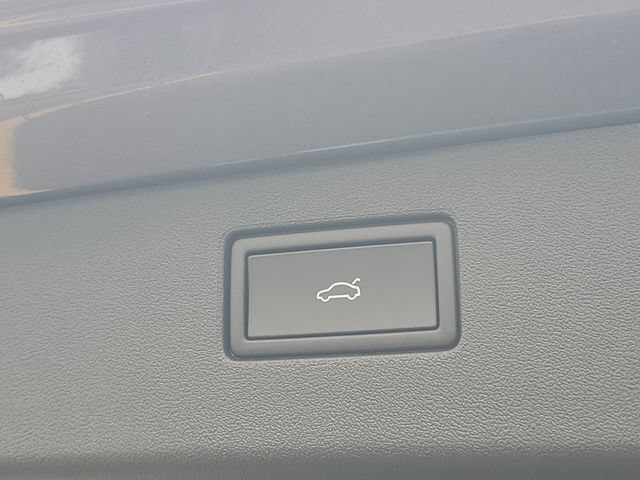 New 2026 Volkswagen Tiguan SE AWD/4WD image 8