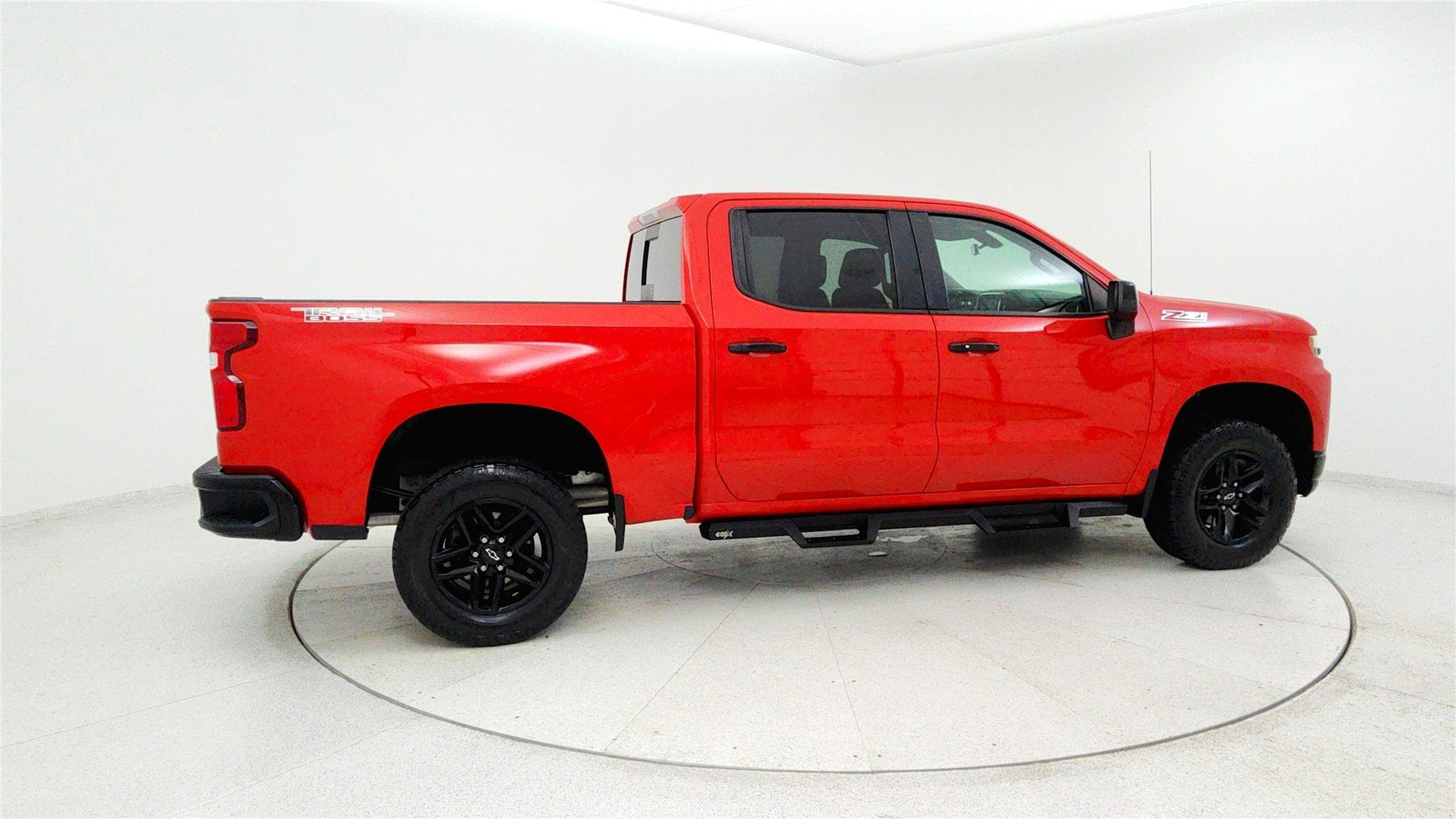 Used 2021 Chevrolet Silverado 1500 LT Trail Boss w/ Convenience Package II AWD/4WD image 6