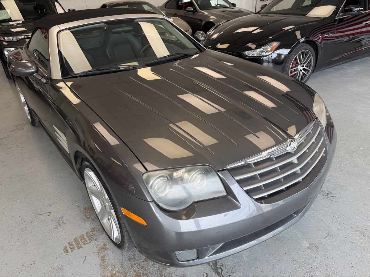 Used 2005 Chrysler Crossfire Limited RWD image 6