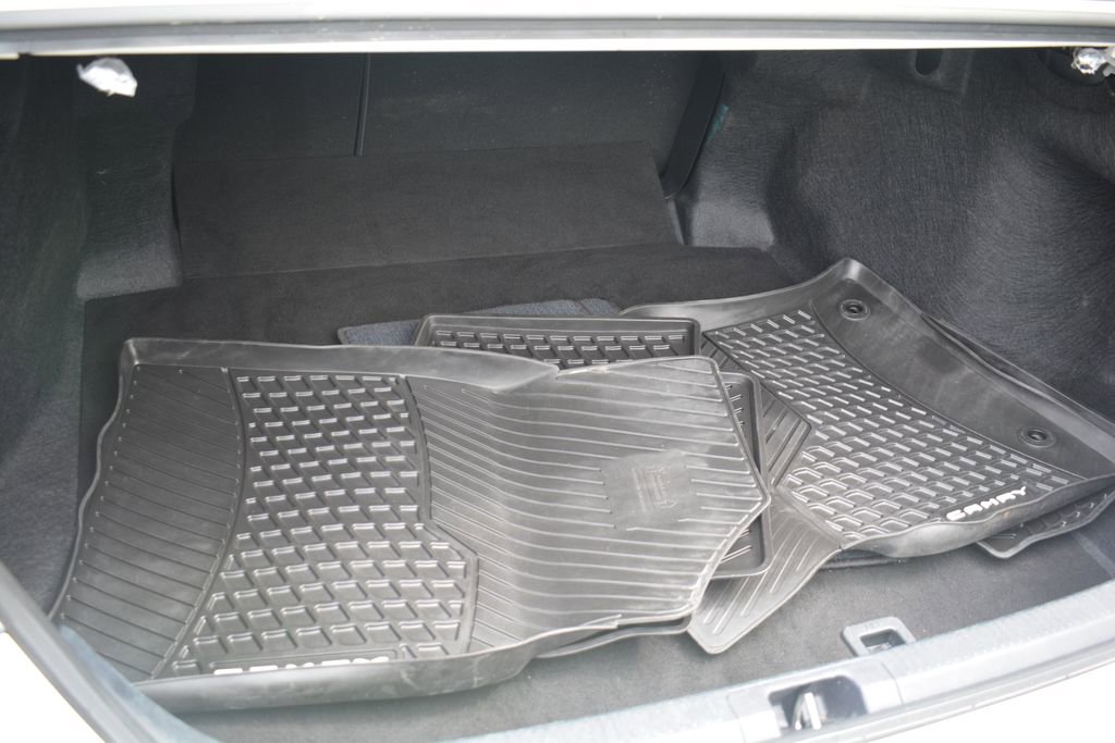 Used 2024 Toyota Camry SE FWD image 21