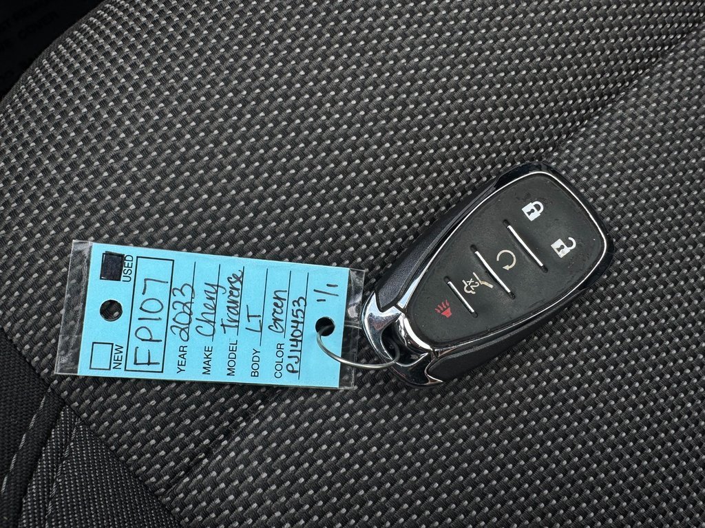 Used 2023 Chevrolet Traverse LT image 33