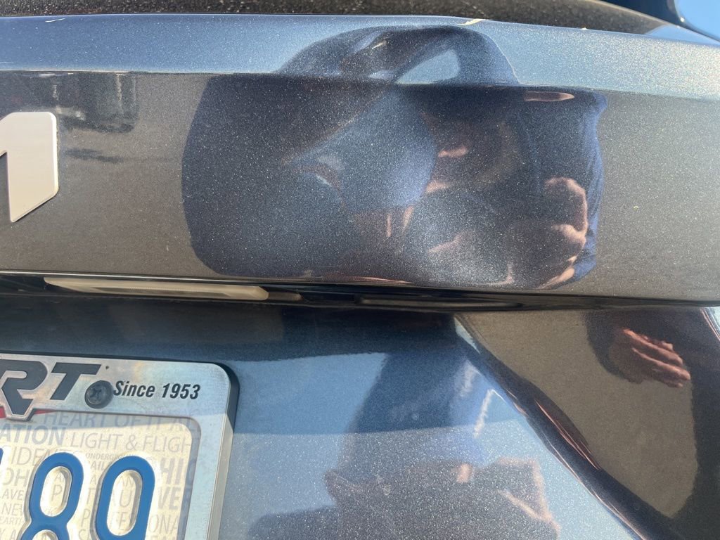 Used 2023 Kia Sorento S w/ Panoramic Sunroof Package image 12