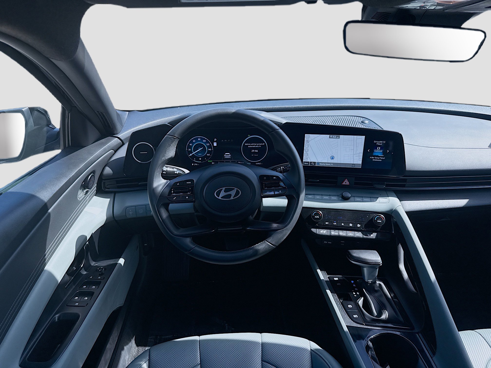 Used 2025 Hyundai Elantra Limited image 21