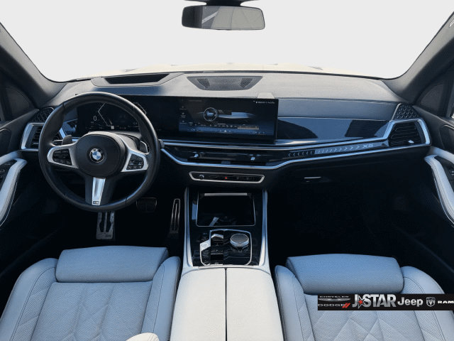 Used 2024 BMW X5 sDrive40i w/ M Sport Package RWD image 9