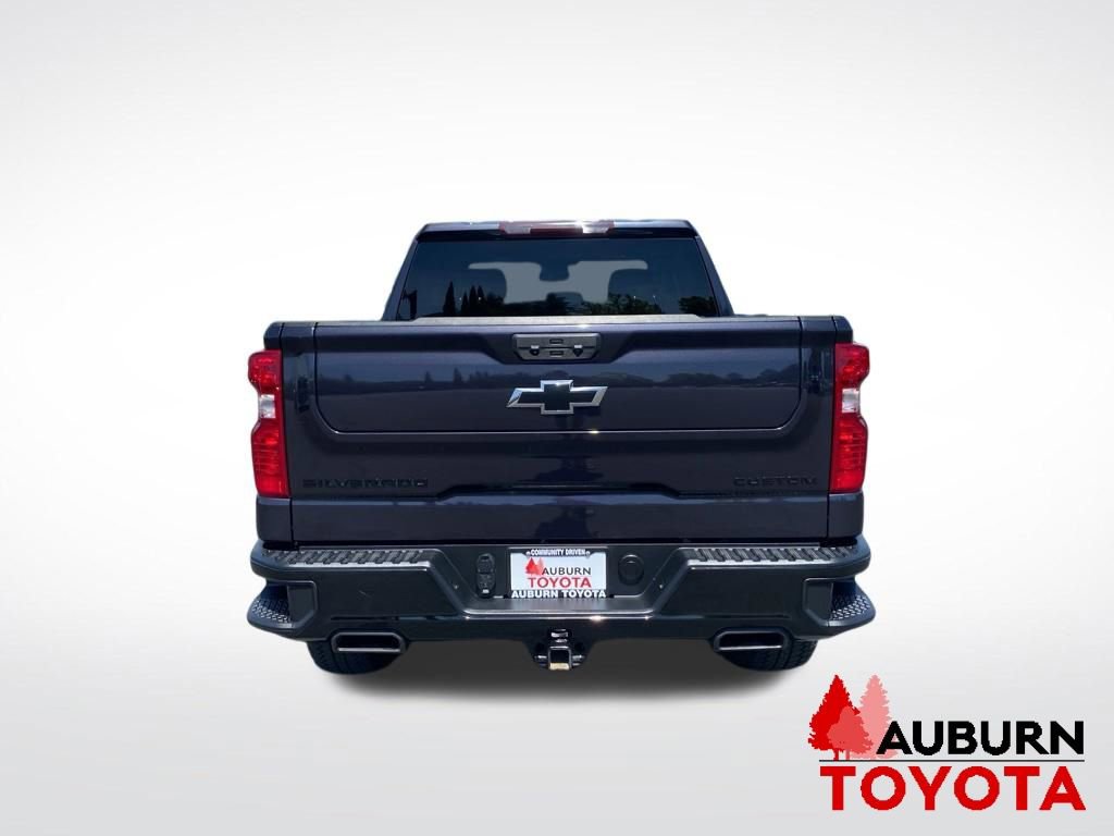 Used 2024 Chevrolet Silverado 1500 Custom Trail Boss w/ Dark Appearance Package AWD/4WD image 6