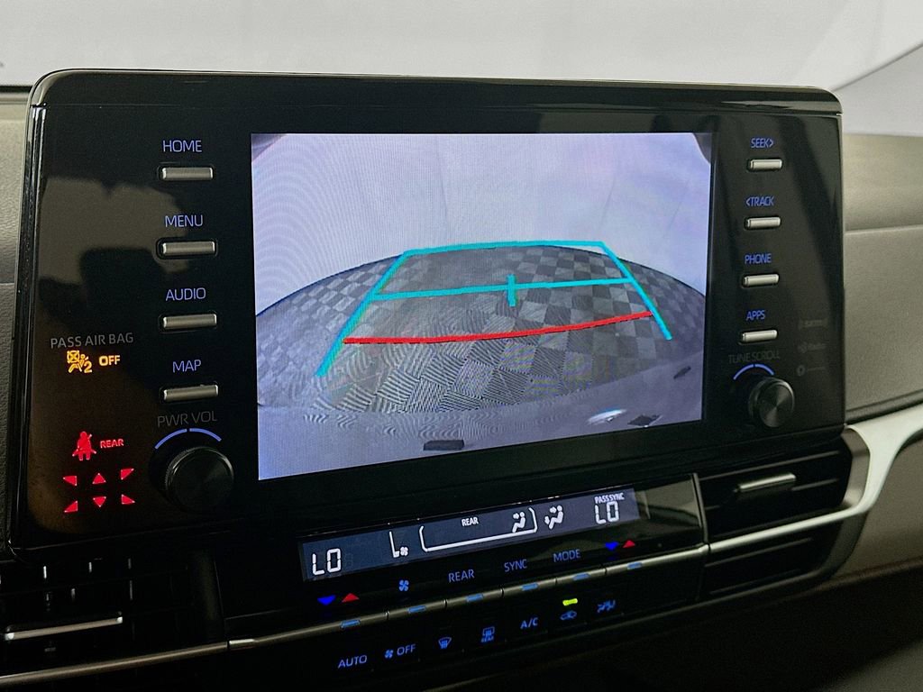 Used 2024 Toyota Sienna LE image 20