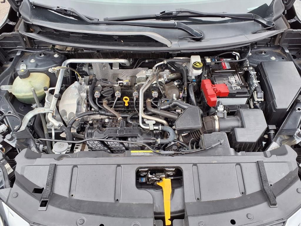 Used 2021 Nissan Rogue SV image 29