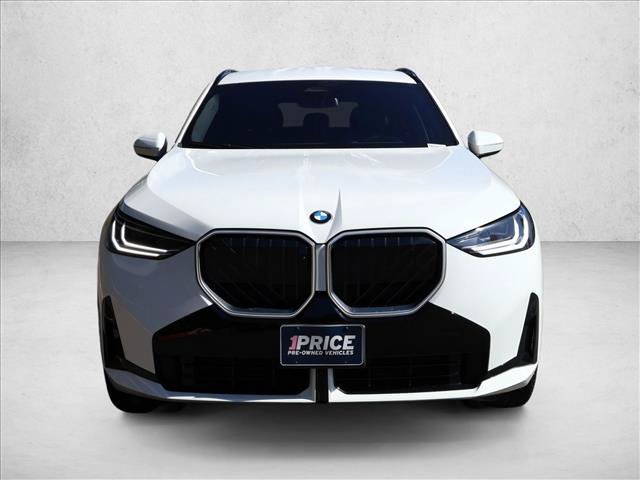 Used 2026 BMW X3 xDrive30i w/ Premium Package AWD/4WD image 3