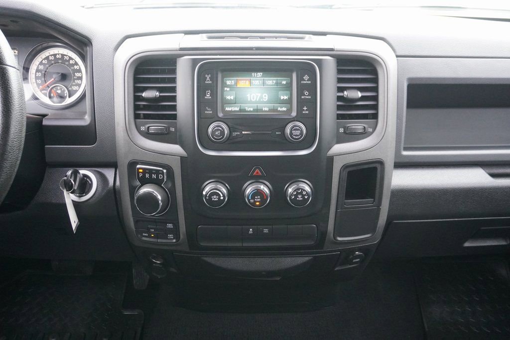 Used 2017 RAM 1500 Express image 24