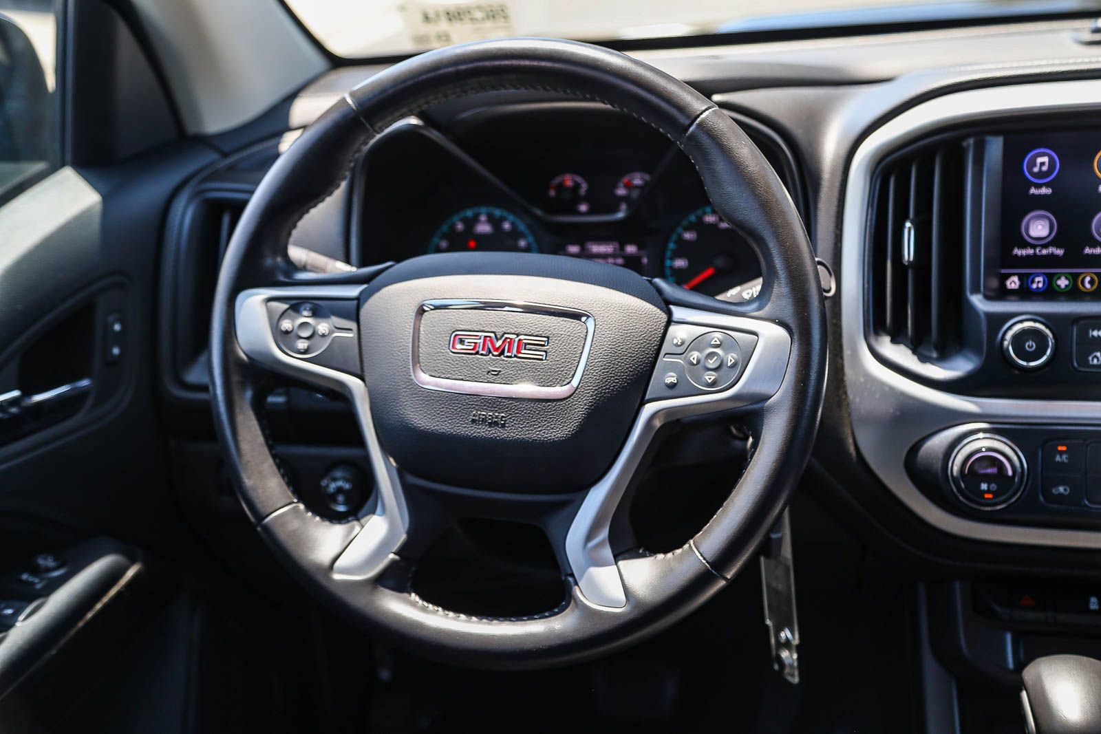 Used 2022 GMC Canyon Elevation w/ Trailering Package AWD/4WD image 16