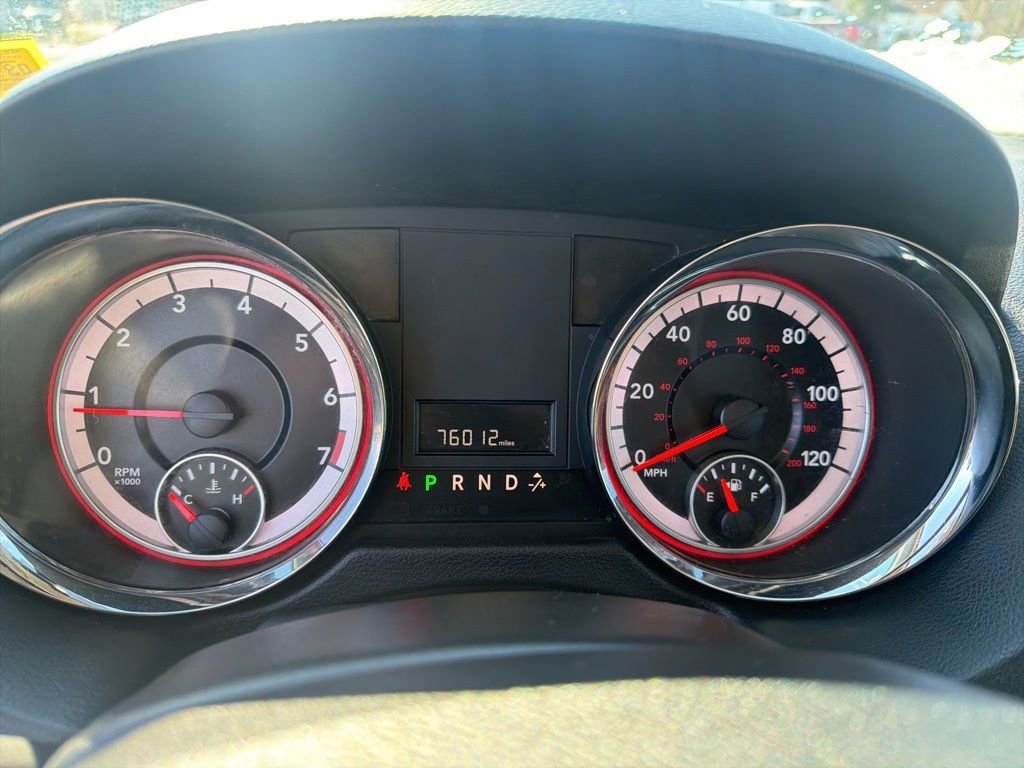 Used 2019 Dodge Grand Caravan SE w/ Mopar Premium Addition Group image 12