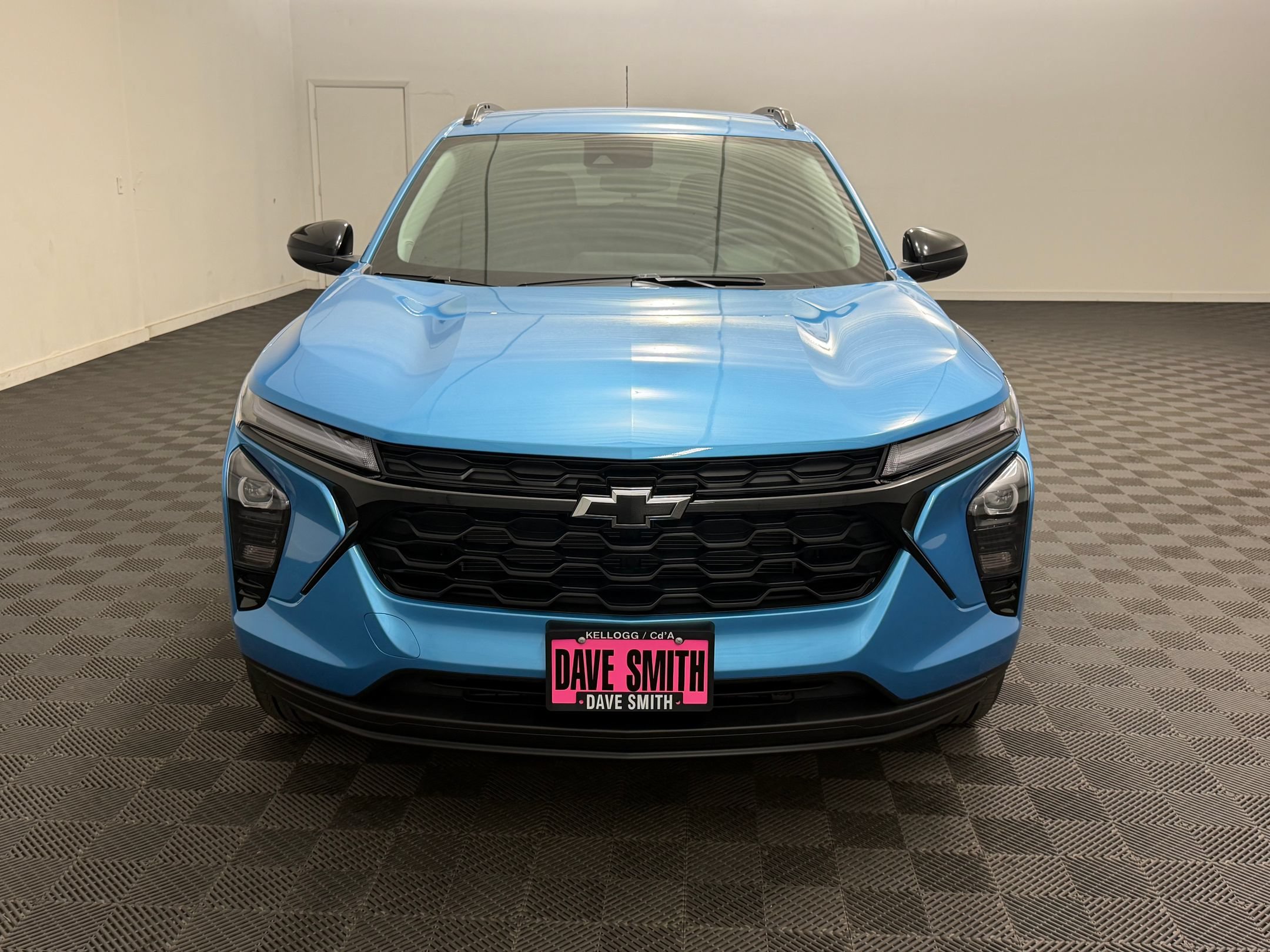 New 2026 Chevrolet Trax LT w/ Midnight Edition FWD image 6
