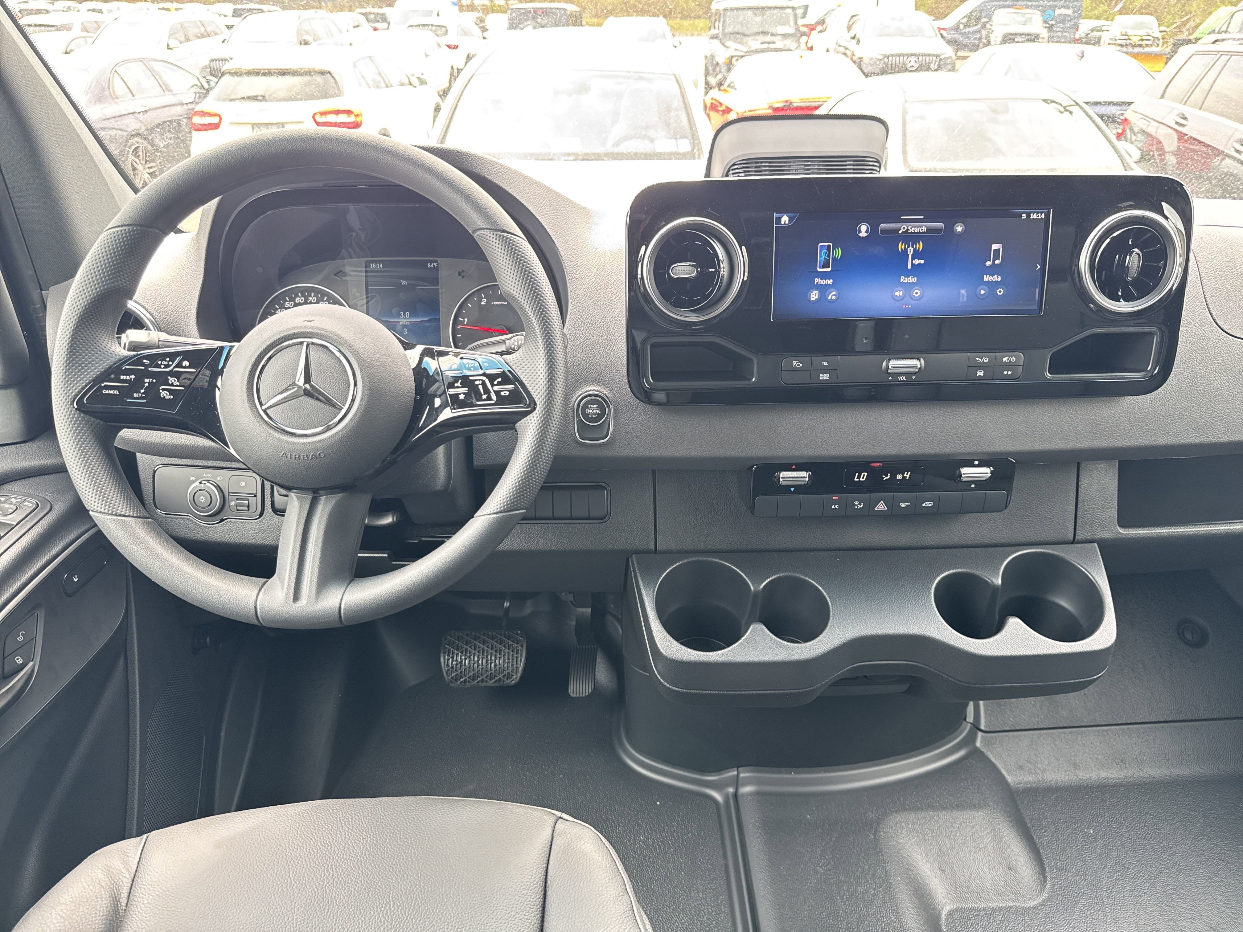 New 2025 Mercedes-Benz Sprinter 2500 image 12