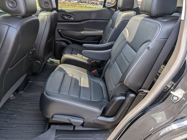 Used 2023 GMC Acadia Denali w/ Denali Ultimate Package FWD image 32