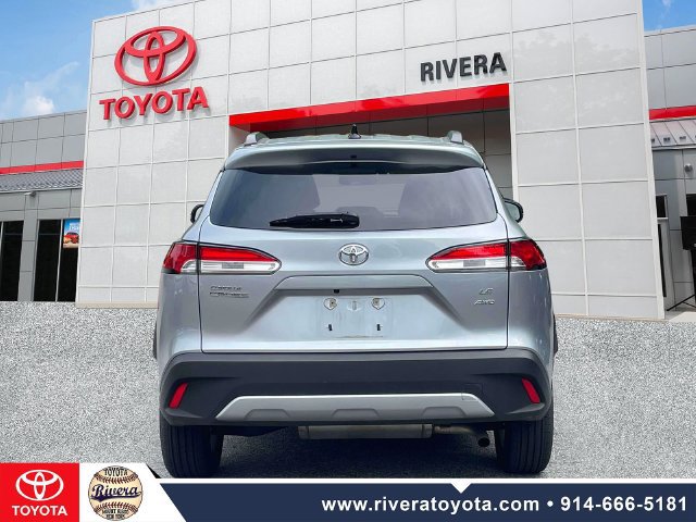 Certified 2025 Toyota Corolla Cross LE w/ Moonroof Package AWD/4WD image 7